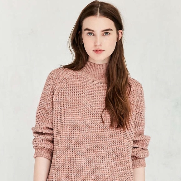 UO BDG Waffle Knit Turtleneck Sweater - Picture 2 of 7